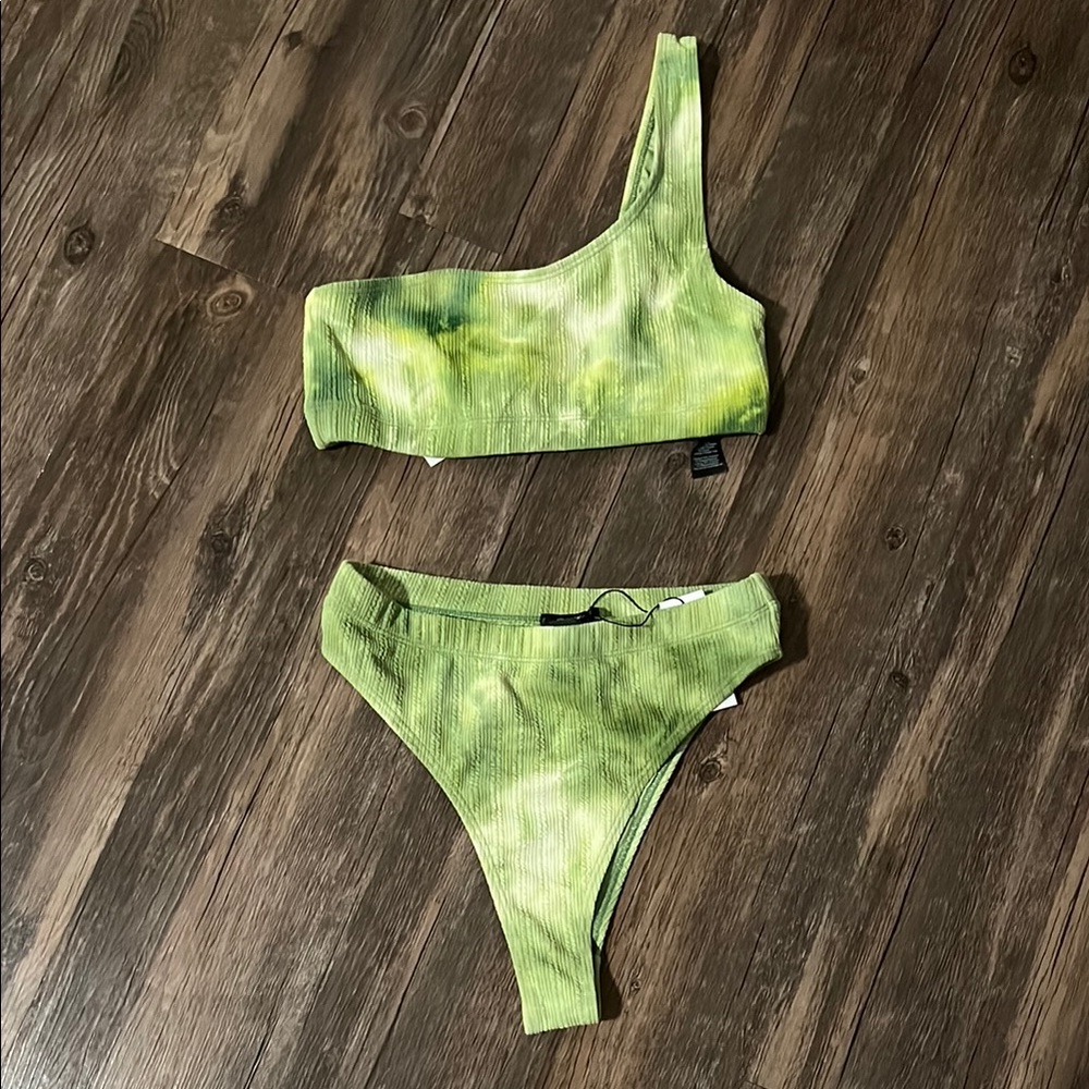 Nasty Gal Green Tie-Dye One-Shoulder Bikini Set NWT
